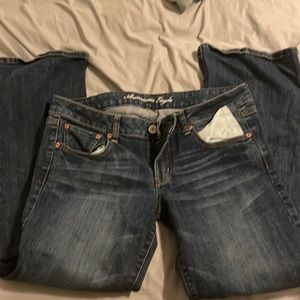 American Eagle low rise jean